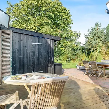 Holiday home Heraldine - 400m From The Sea By Interhome Stubbekobing