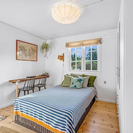 Holiday home Heraldine - 400m From The Sea By Interhome
